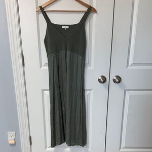 Chic Olive Green Maxi Dress